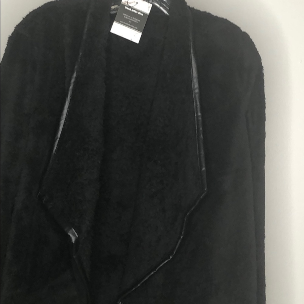 BLACK SHERPA CARDIGAN SWEATER - Picture 6 of 6